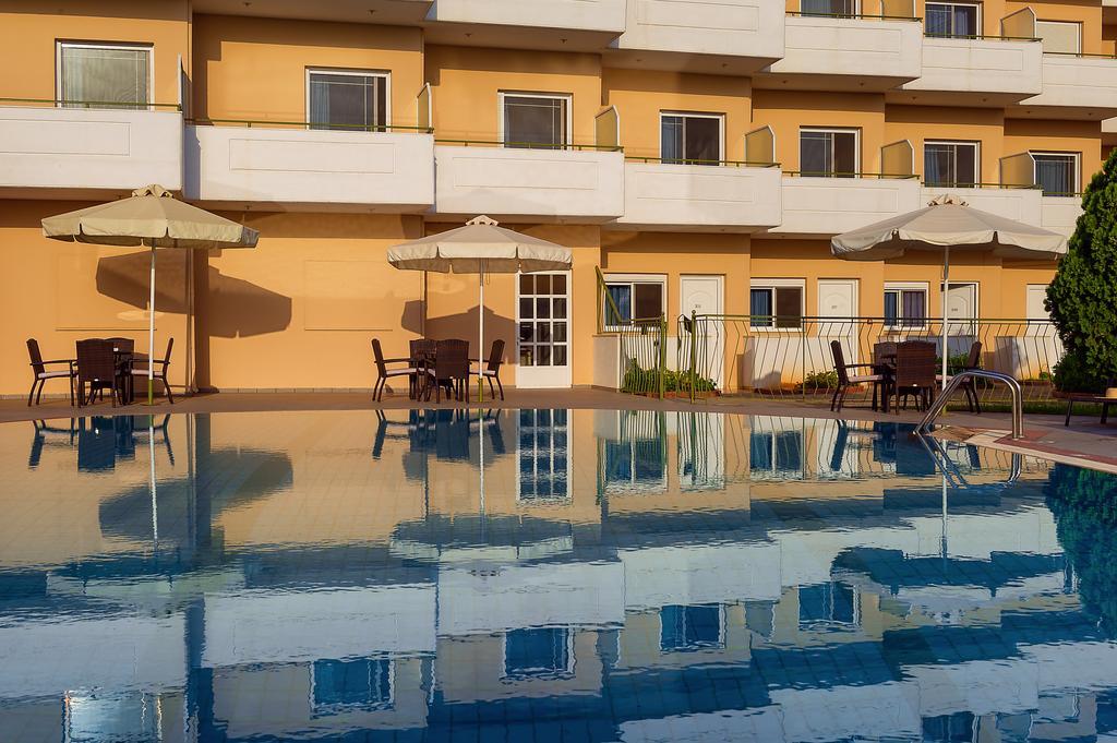 Hotel Fotini Kalamata Exteriör bild