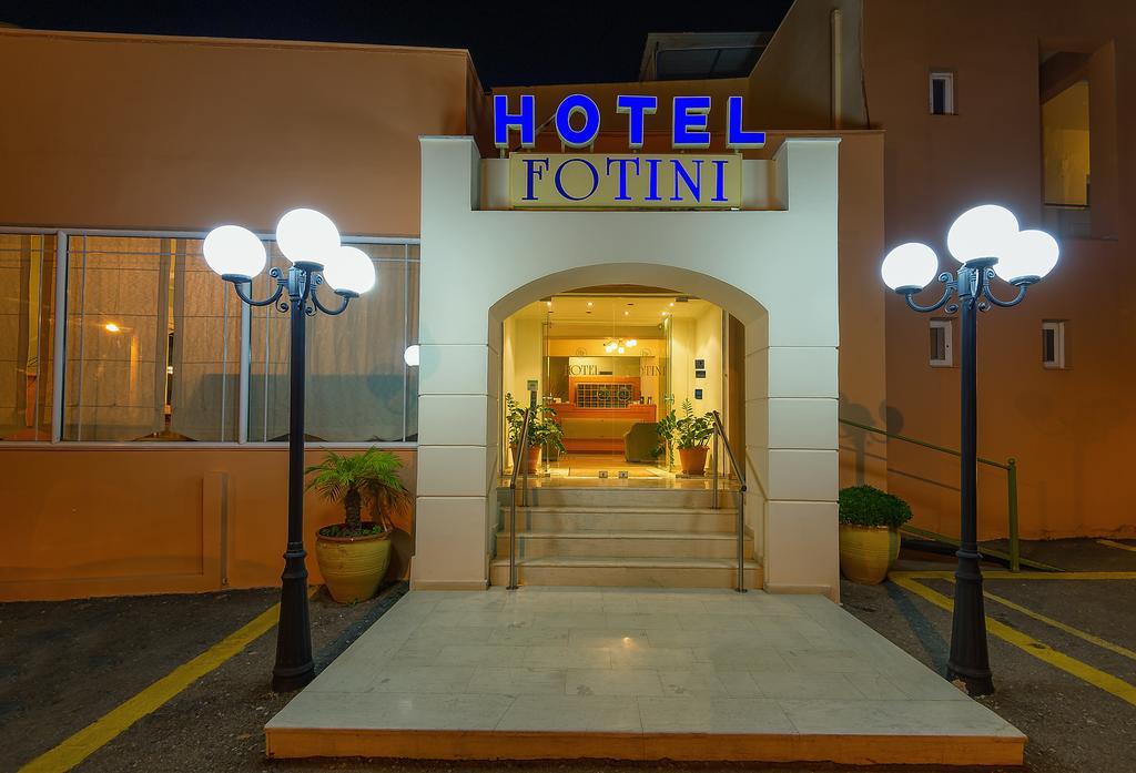 Hotel Fotini Kalamata Exteriör bild