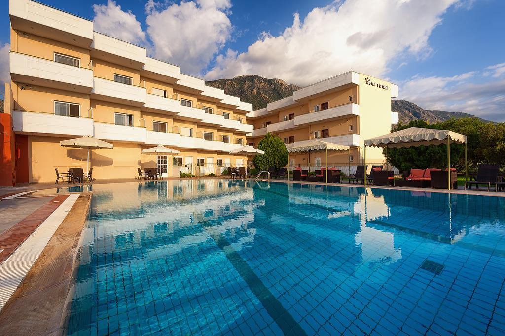 Hotel Fotini Kalamata Exteriör bild
